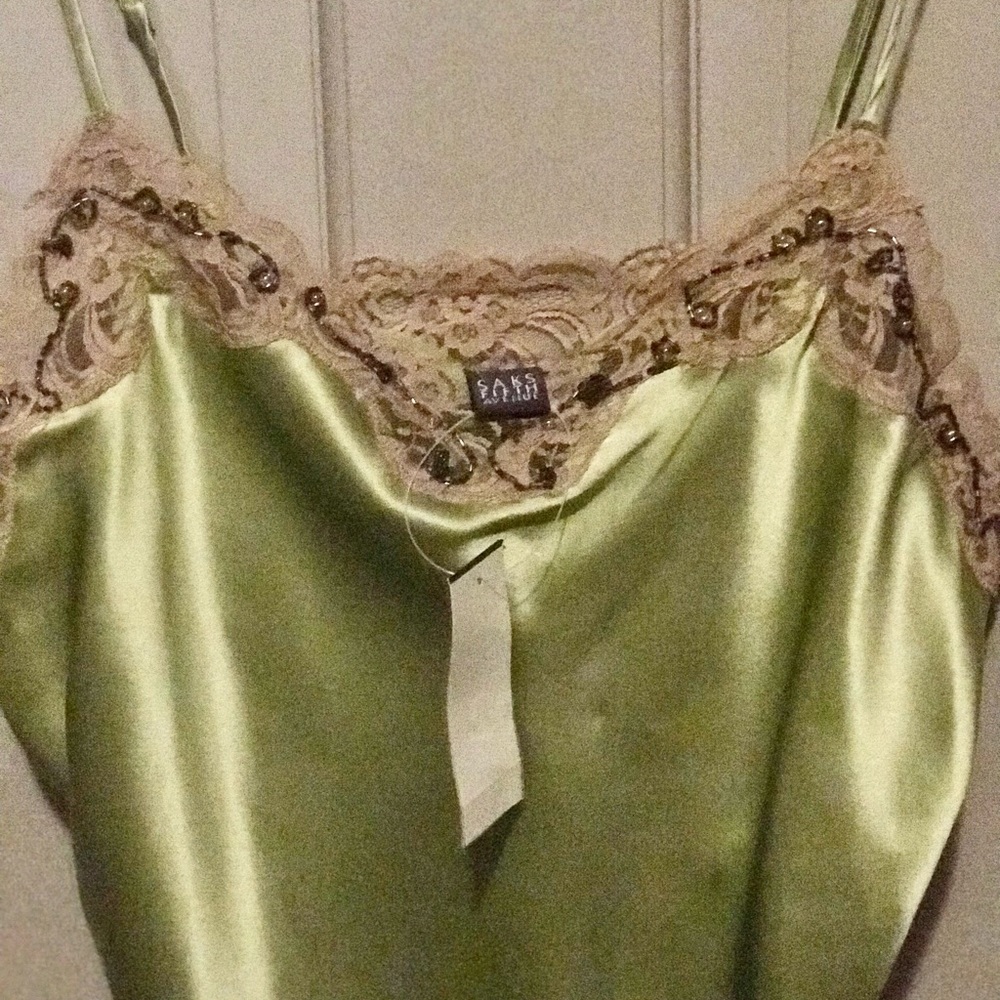 Silk camisole and thong - Picture 5 of 6